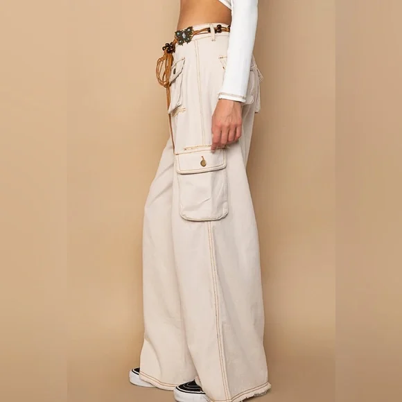 POL Almond Cream Slouchy Cargo Pocket Wide Leg Elastic Waist Paints - Picture 2 of 3